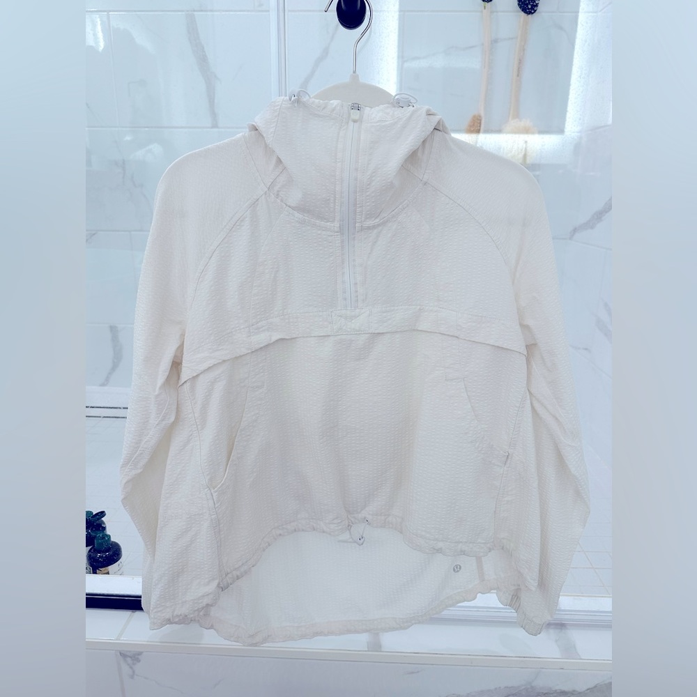 Lululemon Light-weight Hoodie Jacket Size 0